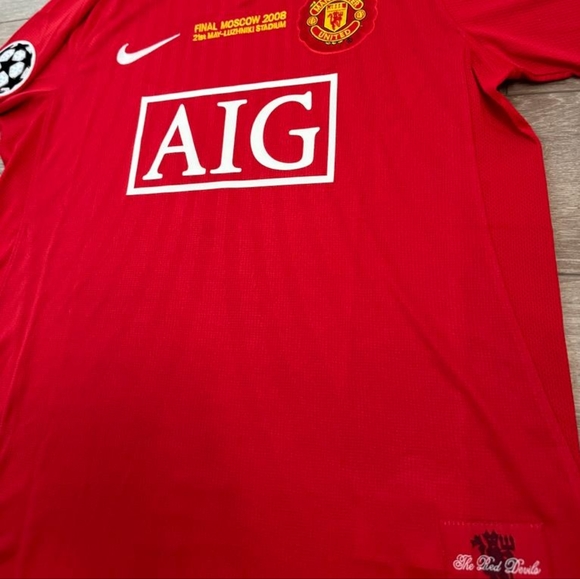 Manchester United Jersey Retro Ronaldo#7 Long Sleeve - Picture 4 of 10